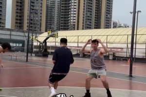 [ Kobe. Bryant] “我通过想象一个场景让自己平静下来”