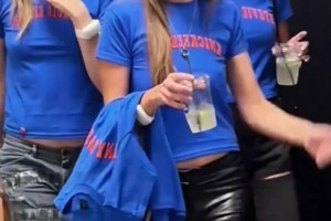 打篮球的好料子？黑龙江哈尔滨惊现一位2米高纸片美女
